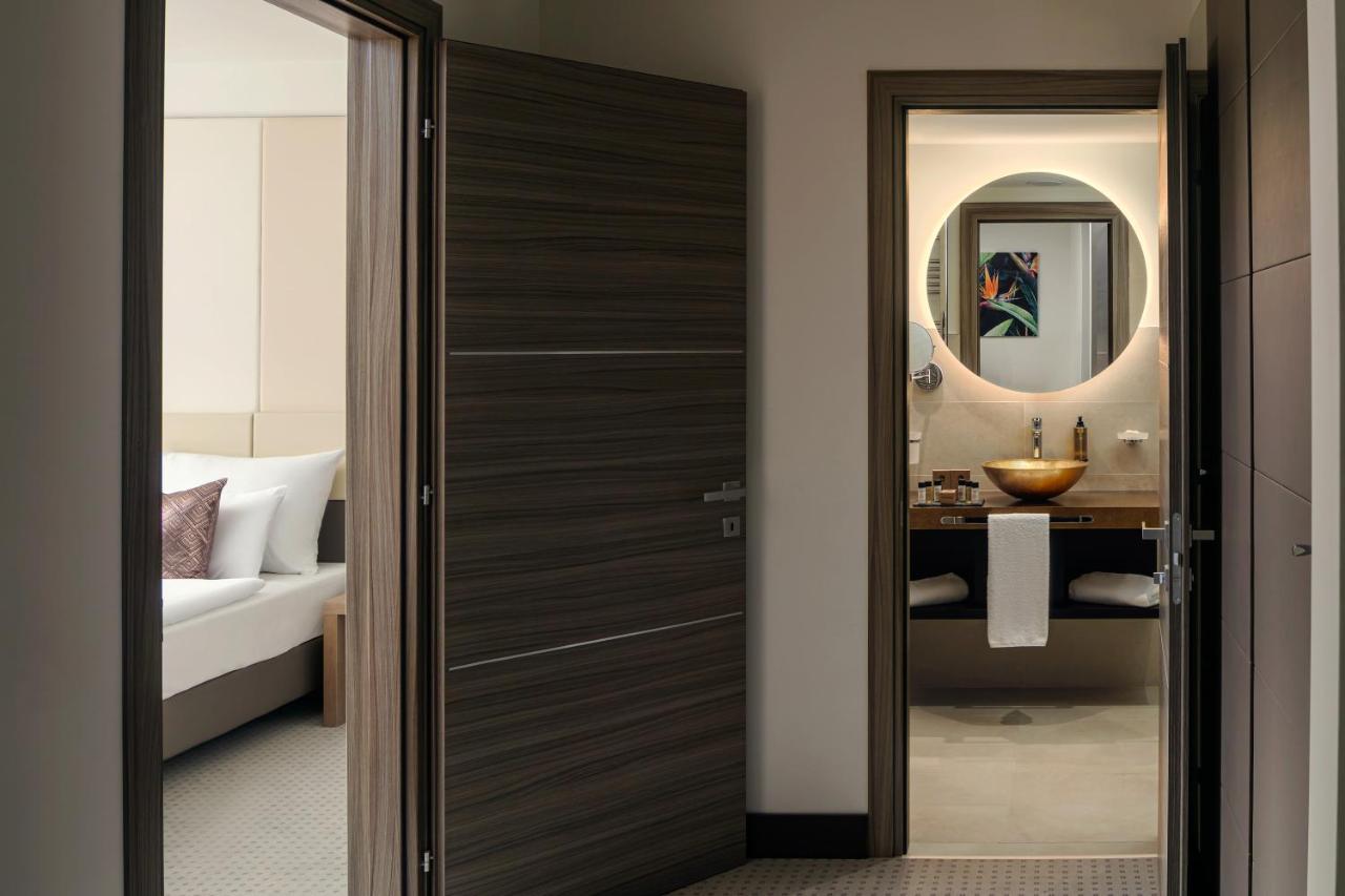 Boutique Hotel Saxonia カルロヴィ・ヴァリ エクステリア 写真