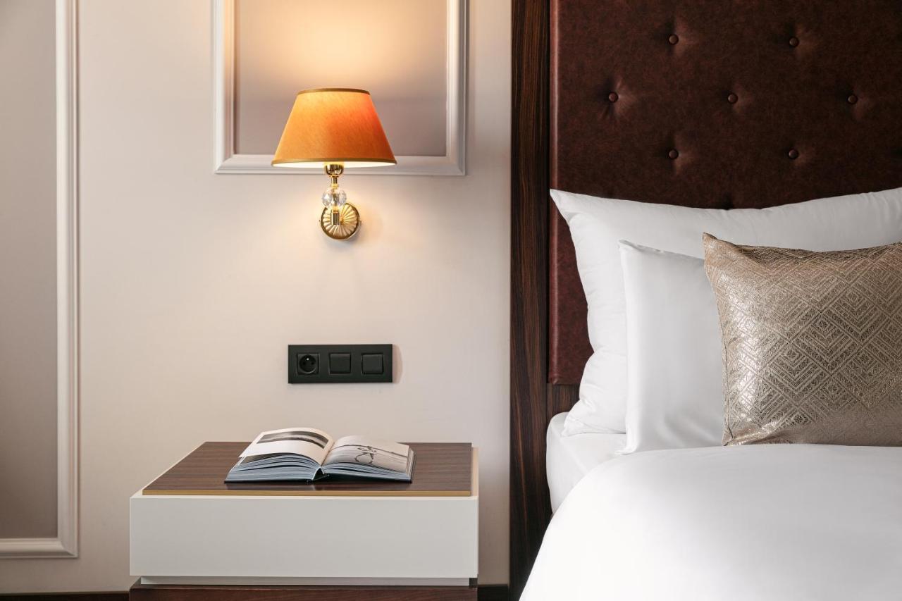 Boutique Hotel Saxonia カルロヴィ・ヴァリ エクステリア 写真